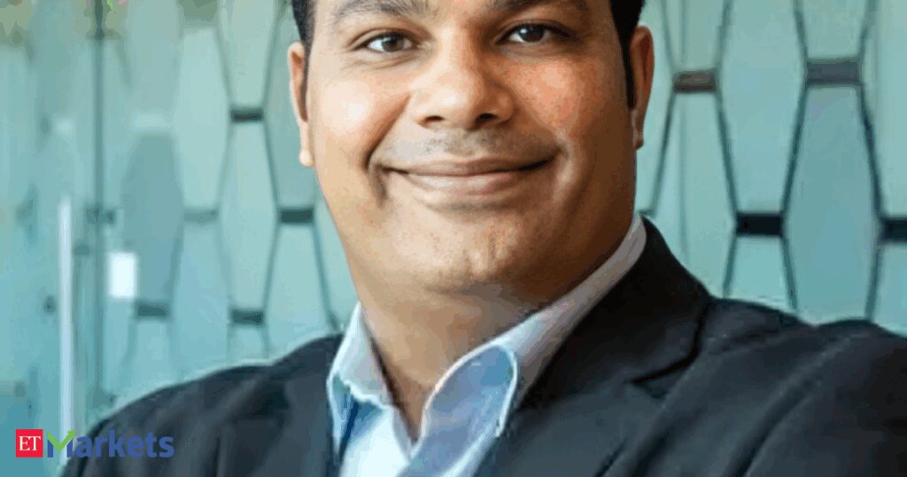 Crypto Crossroads: Spot vs. Futures