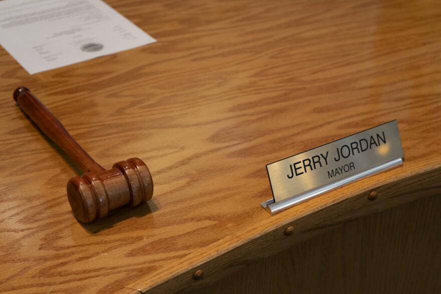 Mountain City Mayor Jerry Jordan has been working for months to bring CleanSpark – a bitcoin mining company – to the small town of Mountain City in northeast Tennessee. Despite concerns expressed by people who live in the city and county, Jordan says he thought it was what would be best for Mountain City.