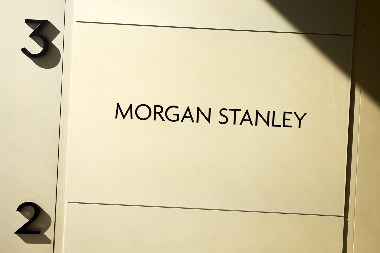 Bitcoin on E*Trade: Morgan Stanley’s 2026 Crypto Play