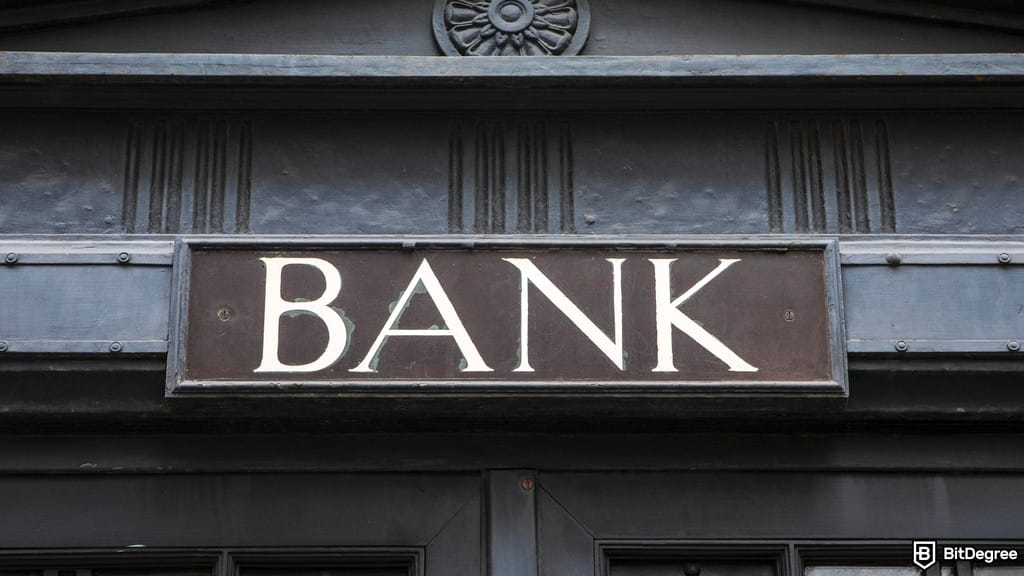 Rate Race: Banks Fall Behind as Stablecoins Surge