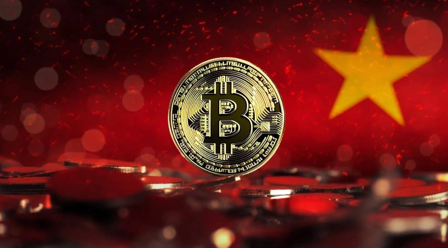 Bitcoin and the Vietnamese Flag represent the country's move towards regulating cryptocurrency