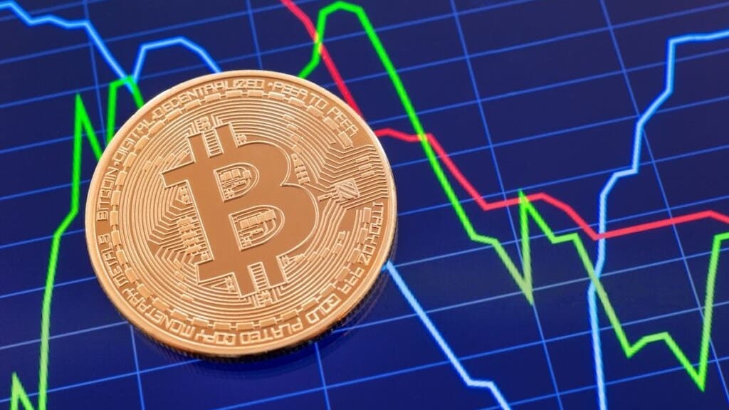 Crypto Moonshot: Bitcoin Blasts to $118K