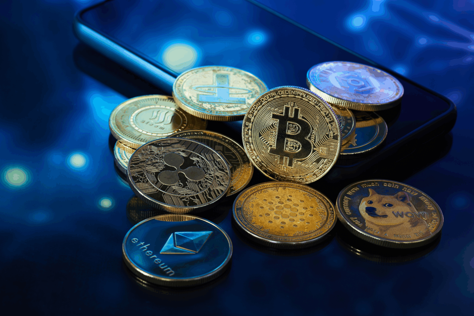 Navigating Crypto: Fed, UAE, and Altcoin Ascent