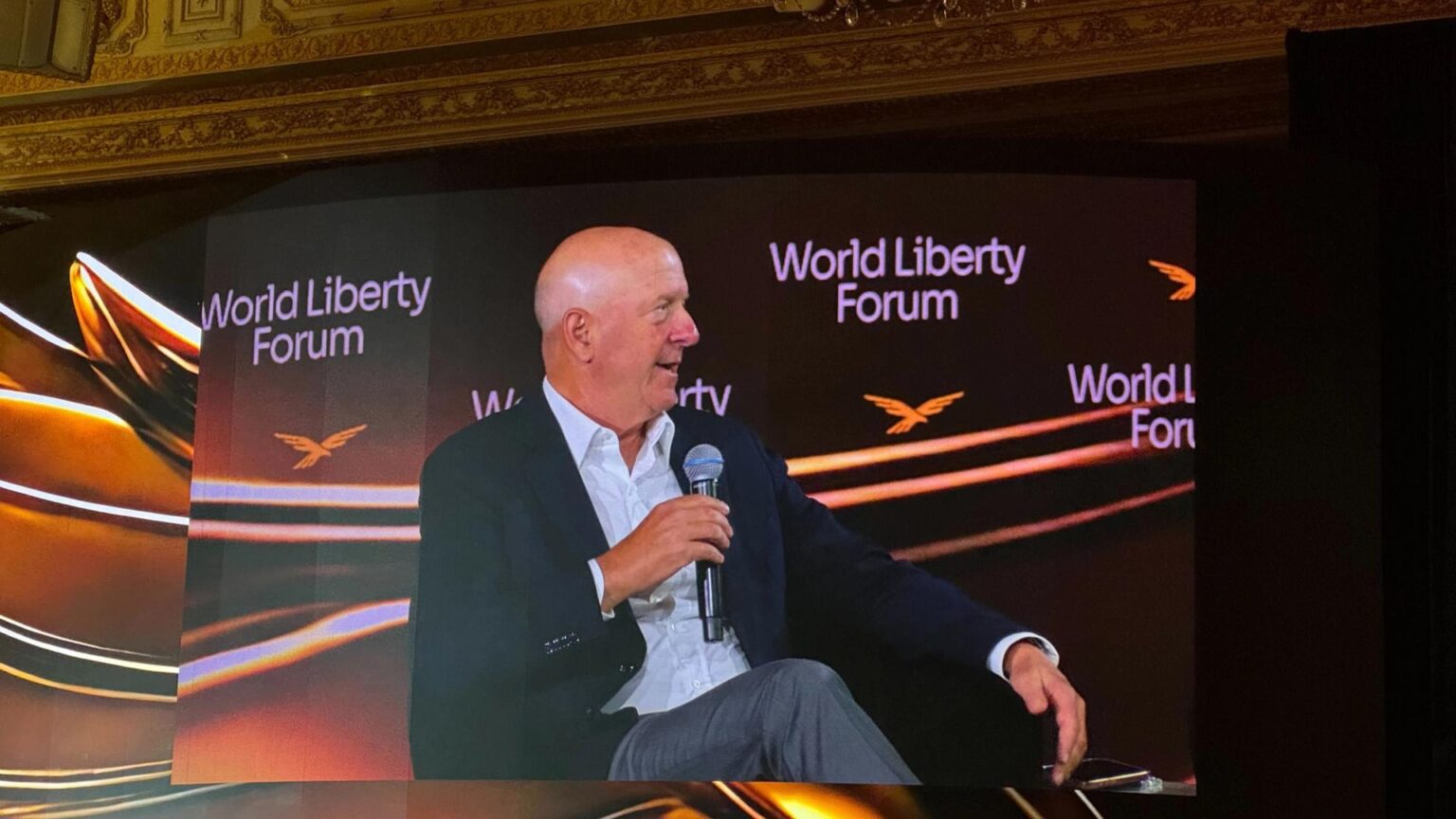 Goldman Sachs CEO Champions Clarity Act Amid Banking Industry’s Stablecoin Worries
