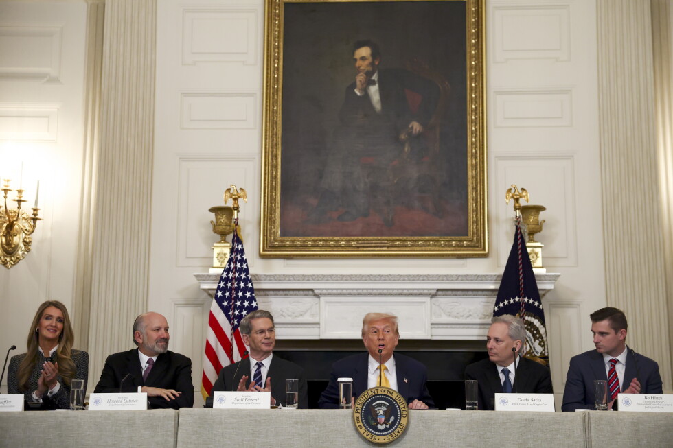 Trump Pledges Support for Crypto Industry at White House Summit