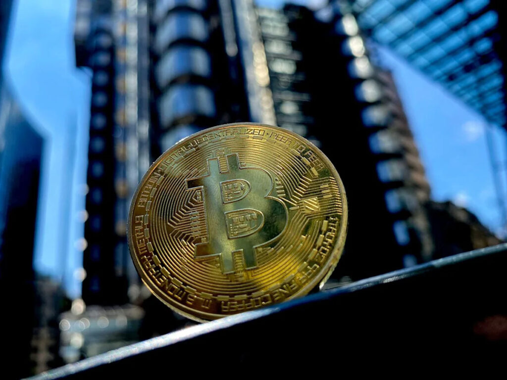Bitcoin Investors Cashing Out As Prices Approach Break-Even, Says Glassnode
