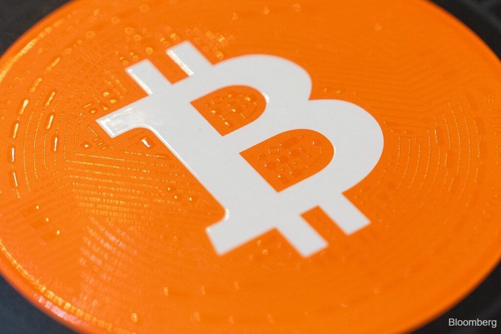 Bitcoin Surges Past $82,000 as Oil Prices Boost Investor Confidence